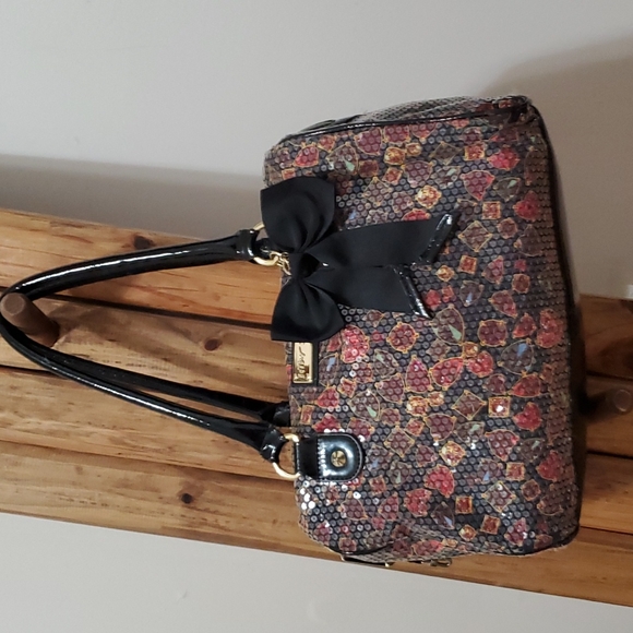Betsey Johnson Handbags - BETSEY JOHNSON PURSE